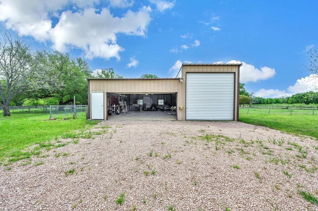 L. Jones abst 465 - Residential