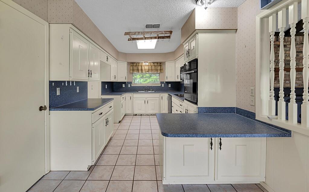 L. Jones abst 465 - Residential