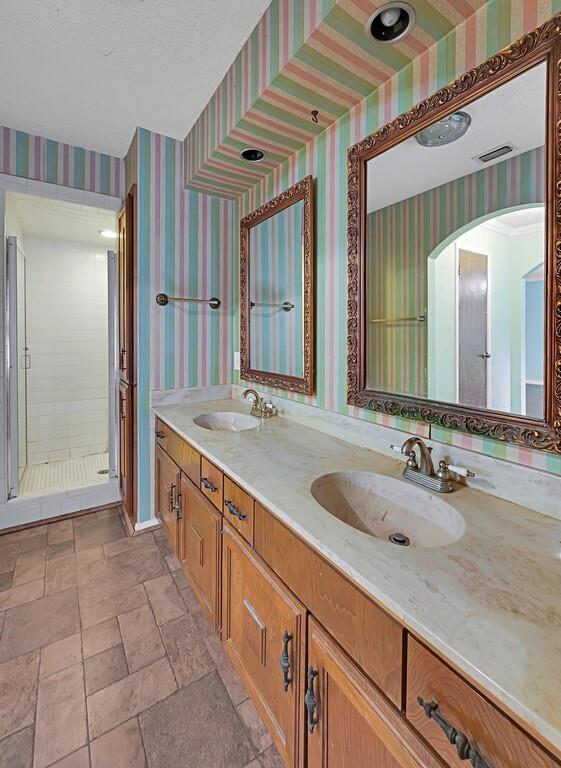 L. Jones abst 465 - Residential