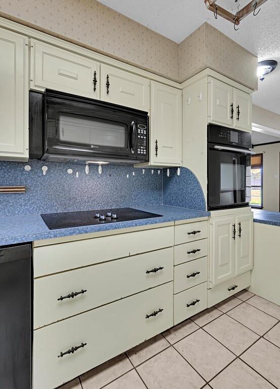 L. Jones abst 465 - Residential