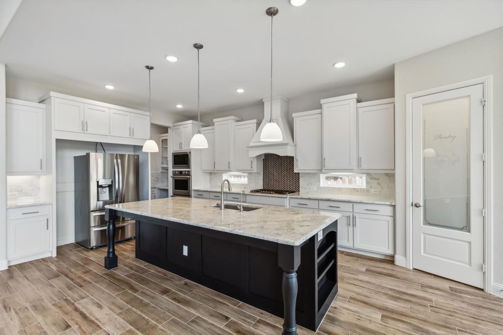 Hollyhock Ph 3 - Residential Lease