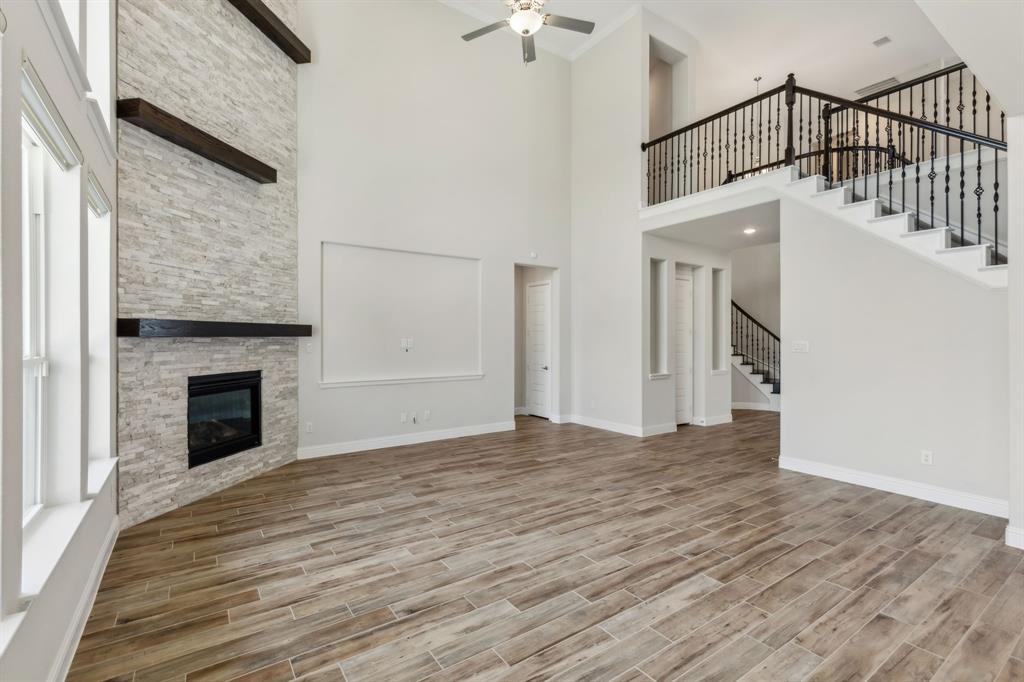 Hollyhock Ph 3 - Residential Lease