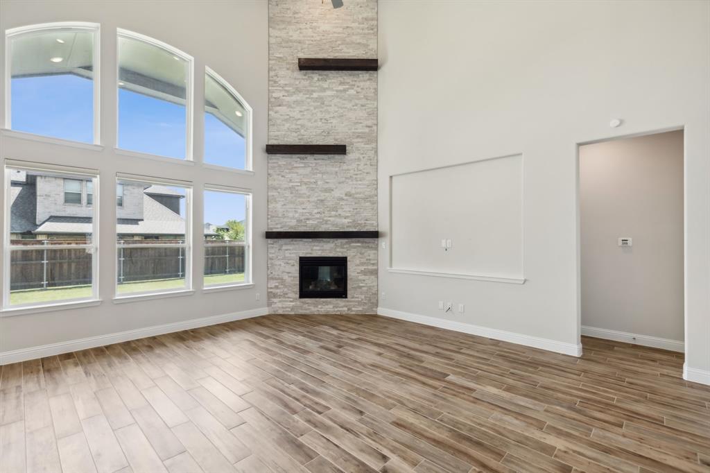 Hollyhock Ph 3 - Residential Lease