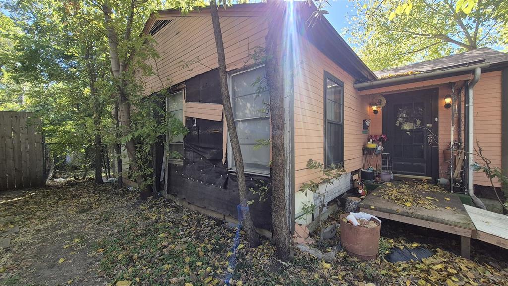 2838 Cherrywood Avenue