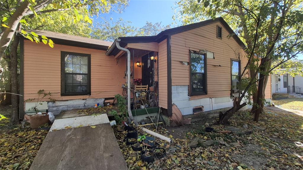 2838 Cherrywood Avenue