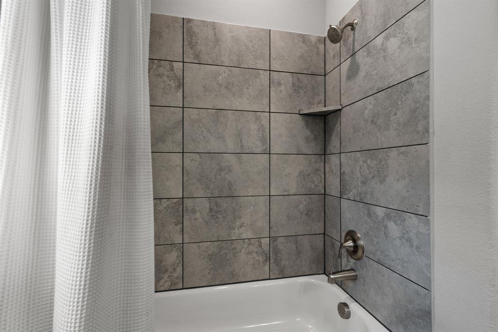 Justin, Texas 76247, United States, 4 Bedrooms Bedrooms, ,3 BathroomsBathrooms,Residential,Active,217939