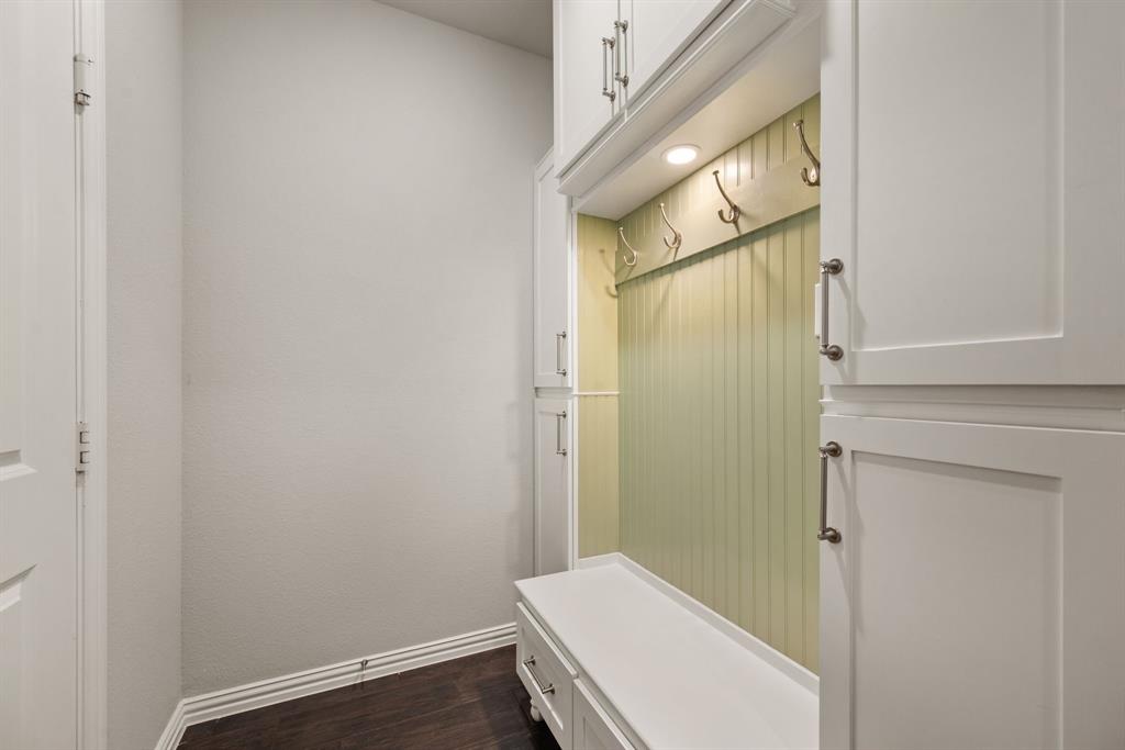 Justin, Texas 76247, United States, 4 Bedrooms Bedrooms, ,3 BathroomsBathrooms,Residential,Active,217939