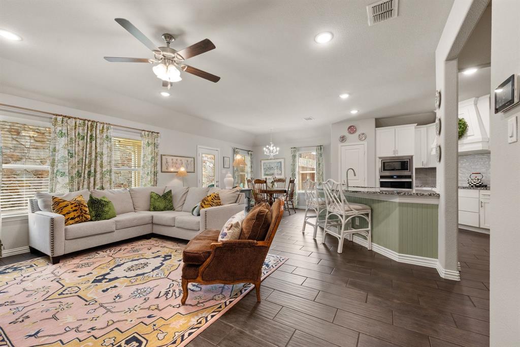 Justin, Texas 76247, United States, 4 Bedrooms Bedrooms, ,3 BathroomsBathrooms,Residential,Active,217939