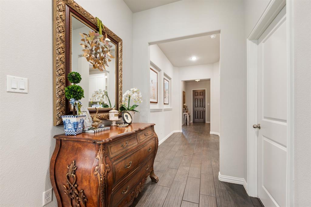 Justin, Texas 76247, United States, 4 Bedrooms Bedrooms, ,3 BathroomsBathrooms,Residential,Active,217939