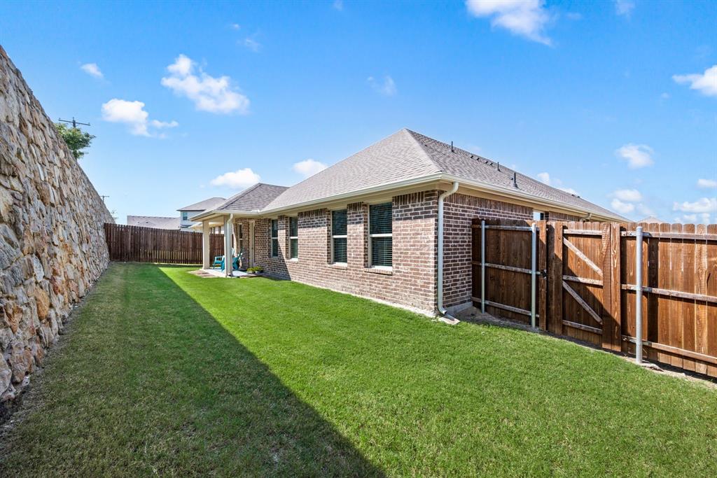 Justin, Texas 76247, United States, 4 Bedrooms Bedrooms, ,3 BathroomsBathrooms,Residential,Active,217939