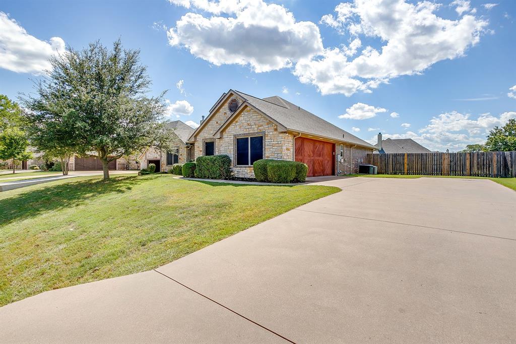 2925 Willow Ridge Circle