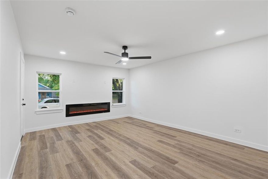 Experience the perfect blend of modern sophistication and urban convenience in this stunningly remodeled 3-bedroom, 1-bathroom home. Ideally situated just minutes from the vibrant energy of Downtown Dallas, the lush greenery of Halperin Park, and the Dallas Zoo, this property offers an unparalleled lifestyle in one of the city’s most accessible locations. 
This home is not in an HOA and would make for a great rental property or first time home.