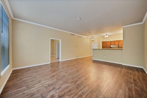 Tiny photo for 2305 Worthington Street #103, Dallas, TX 75204 (MLS # 21101200)