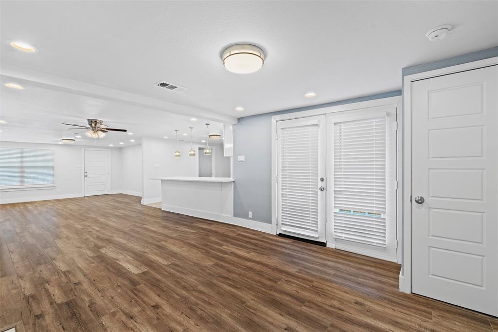 Olivers 02 - Residential