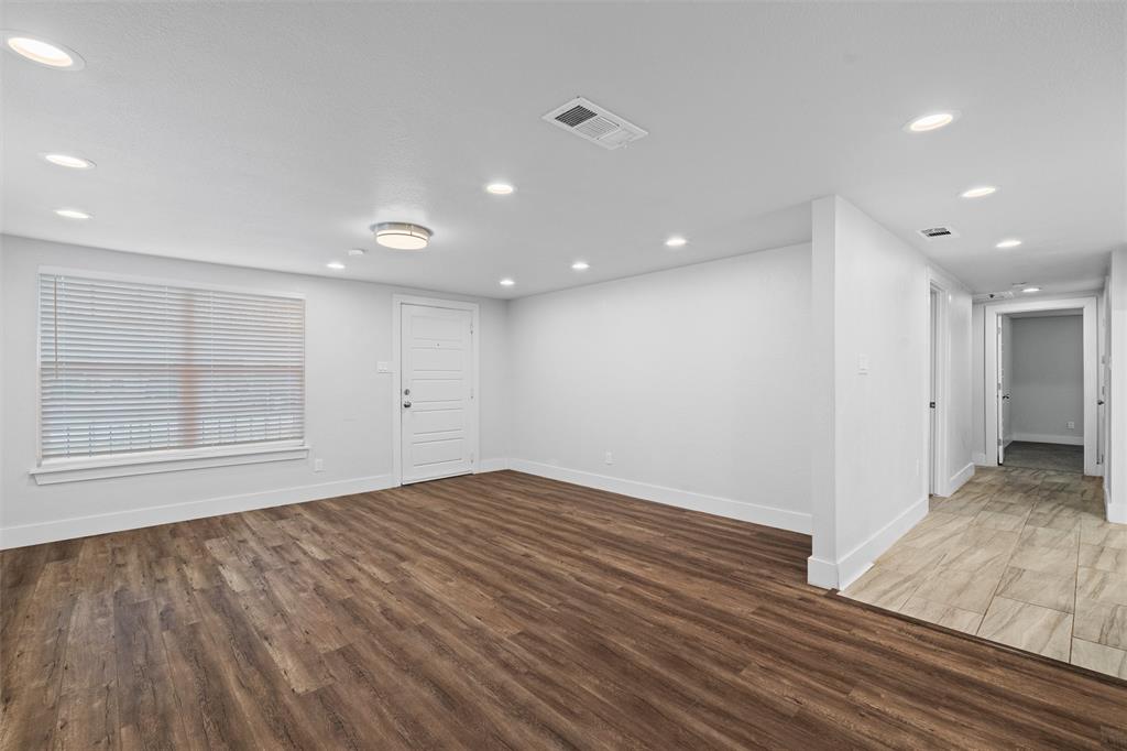 Olivers 02 - Residential