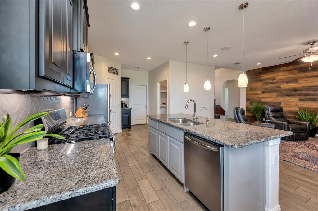 9909 Wynndel Trail