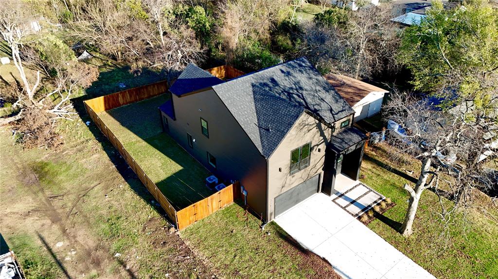 EVELYN HEIGHTS - Residential