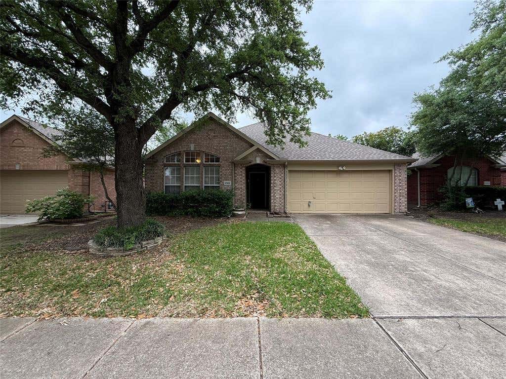 Photo of 5901 Berkshire Road, McKinney, TX 75072 (MLS # 21350756)
