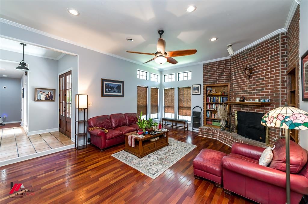 9838 Ballantrae Circle