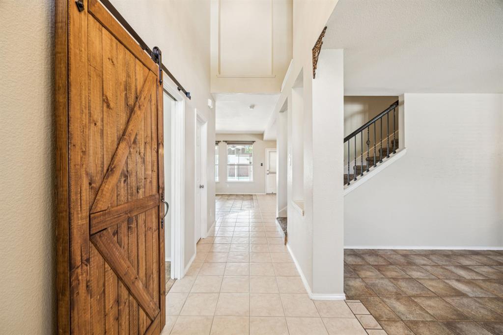 6709 Thornbury Drive