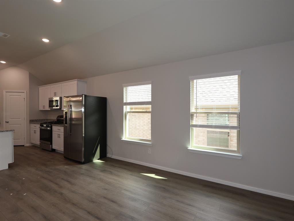 2521 Breakaway Drive