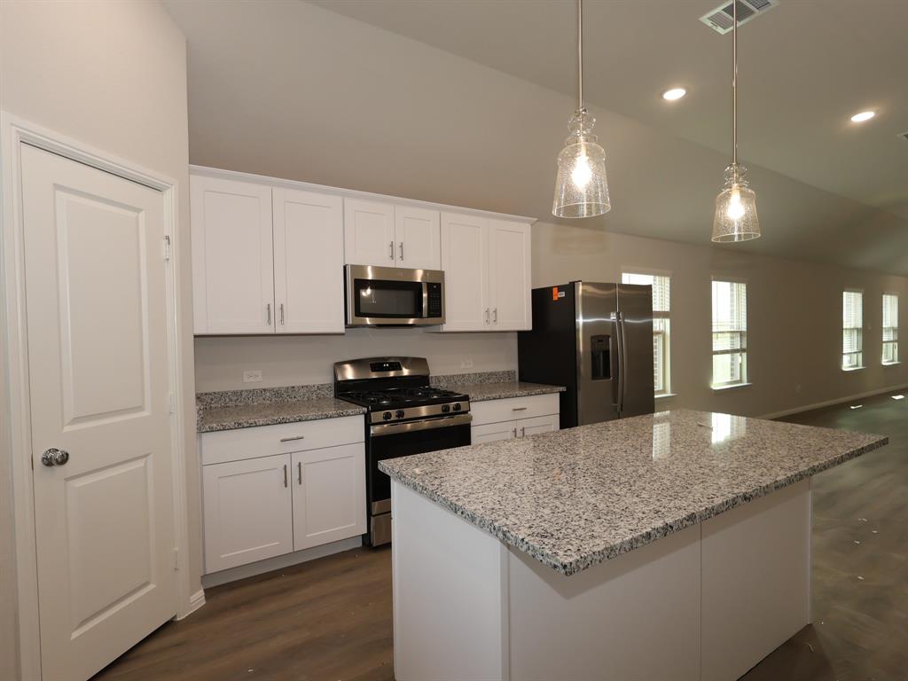 2521 Breakaway Drive