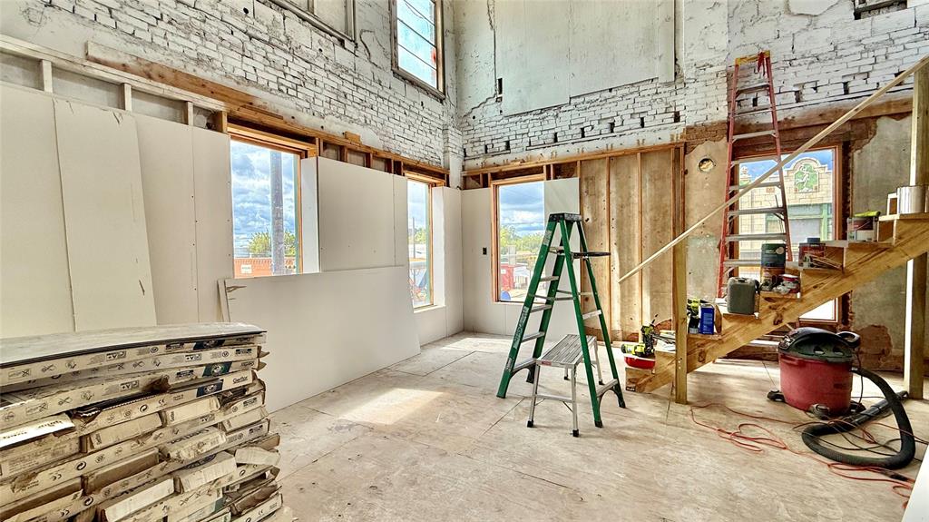 Wiggins Add - Commercial Sale