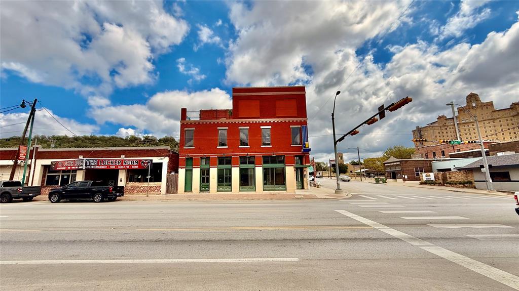 Wiggins Add - Commercial Sale