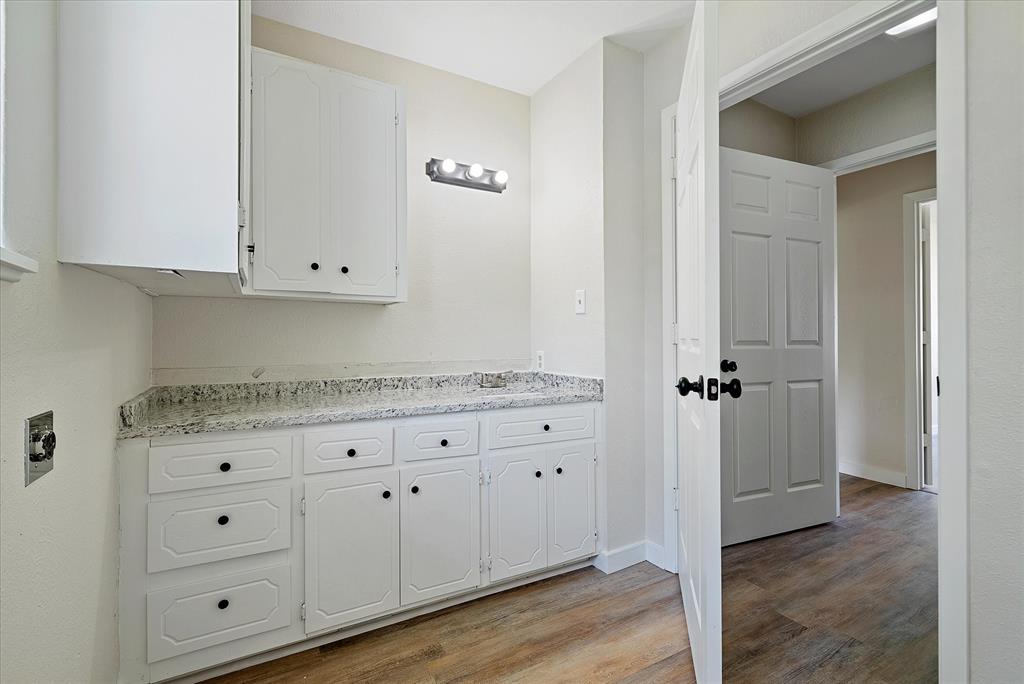 R13381 - Residential Income