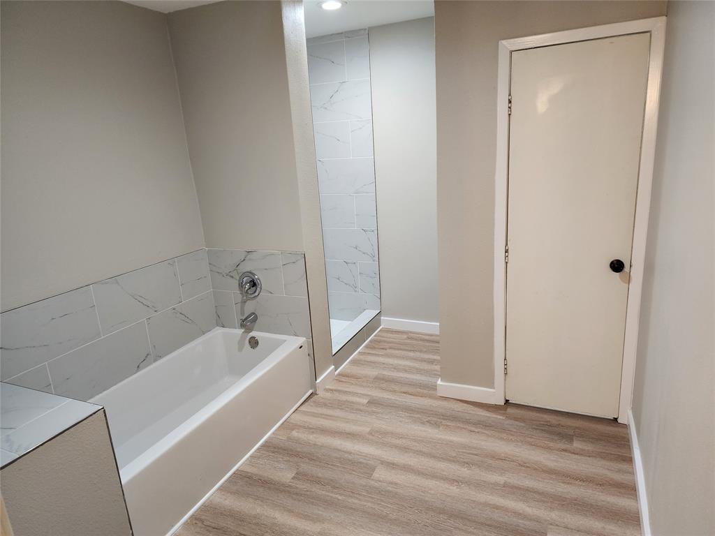 R13381 - Residential Income