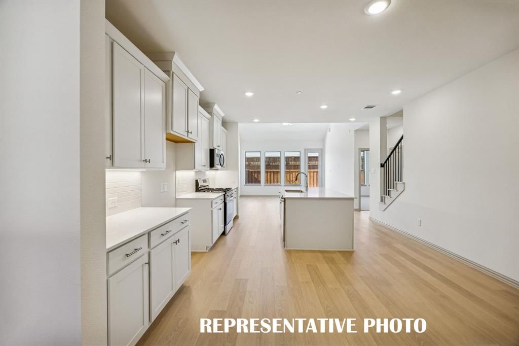 Photo of 3564 Pierce Lane, Grand Prairie, TX 75052 (MLS # 21268374)