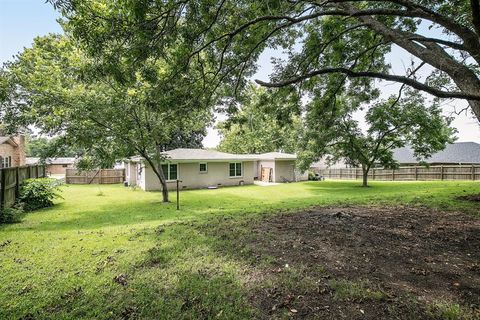 A home in Brownsboro