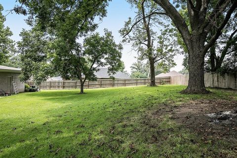 A home in Brownsboro