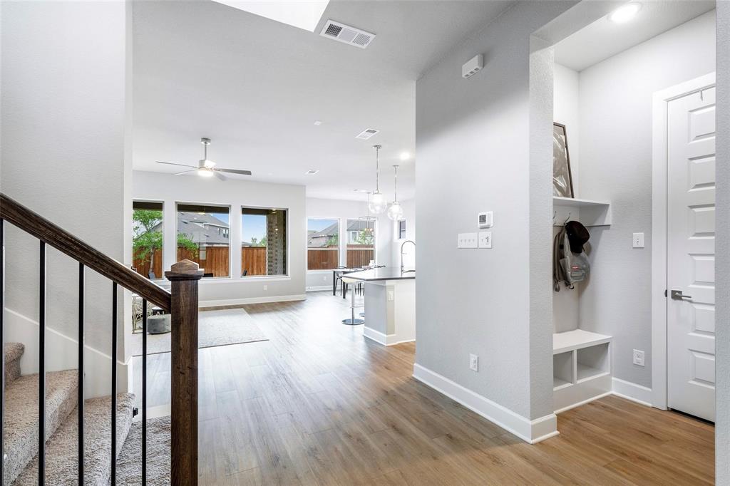 2229 Preston Bend Street