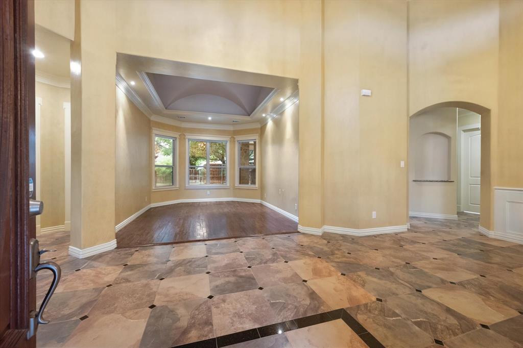 2509 Thoroughbred Lane