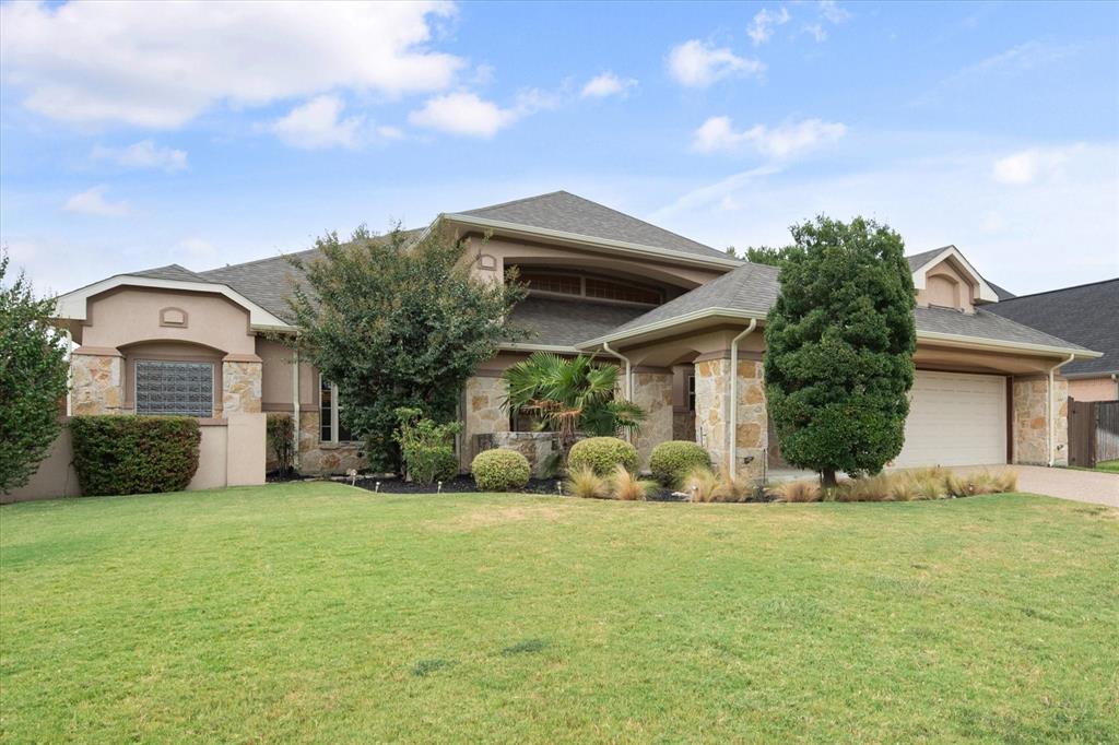 2509 Thoroughbred Lane