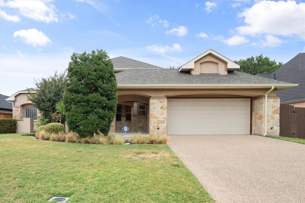 2509 Thoroughbred Lane