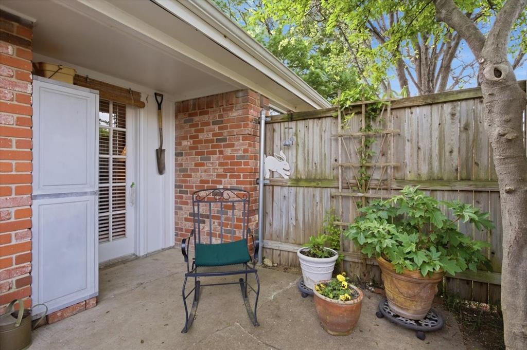 1117 Roaring Springs Road