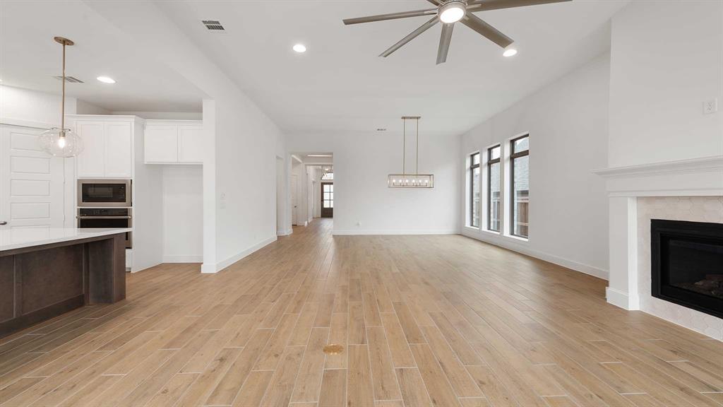 1714 Hillside Stroll Drive