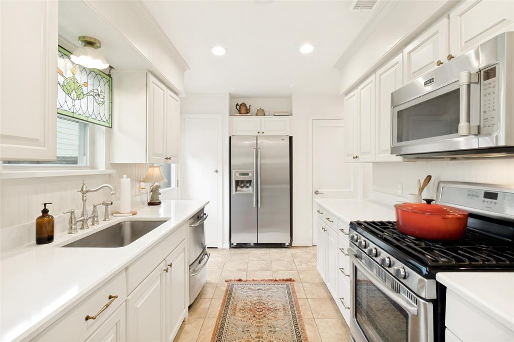 Lake Highland Estates - Residential