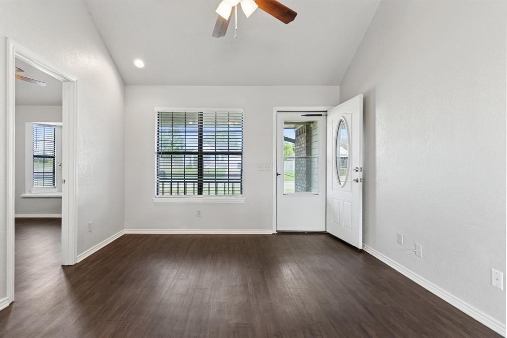 1105 Snowberry Street