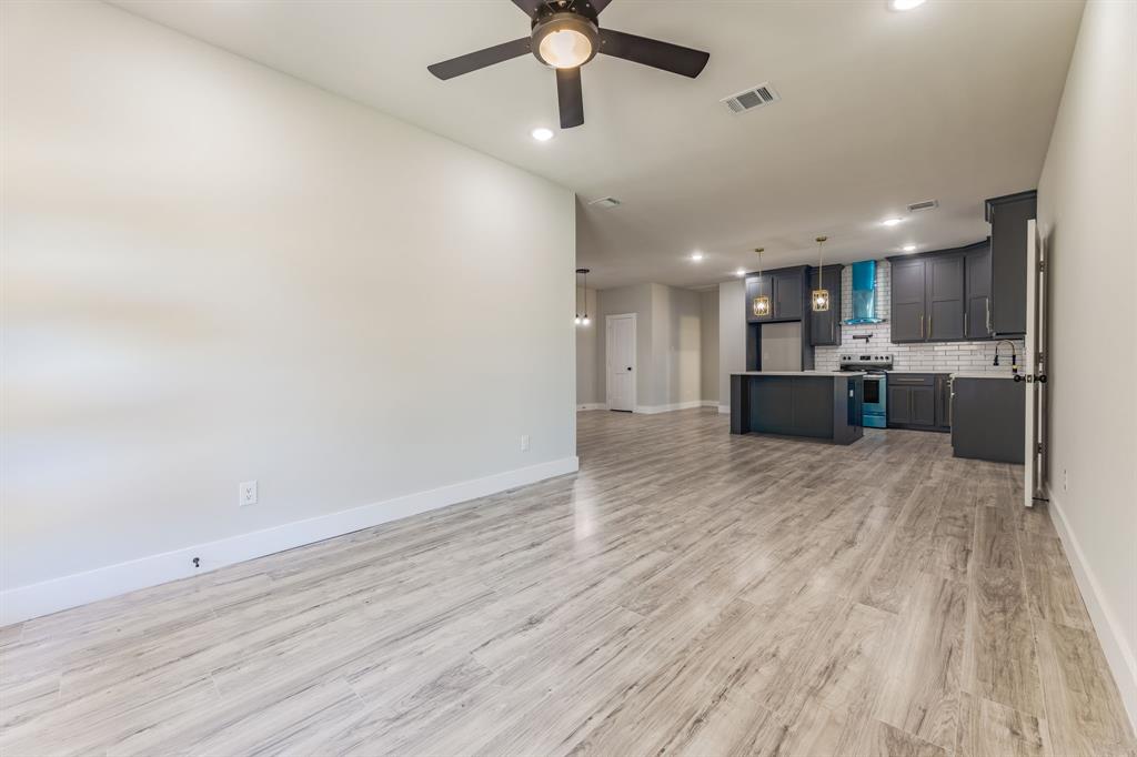 Fairmeadows 04 - Residential