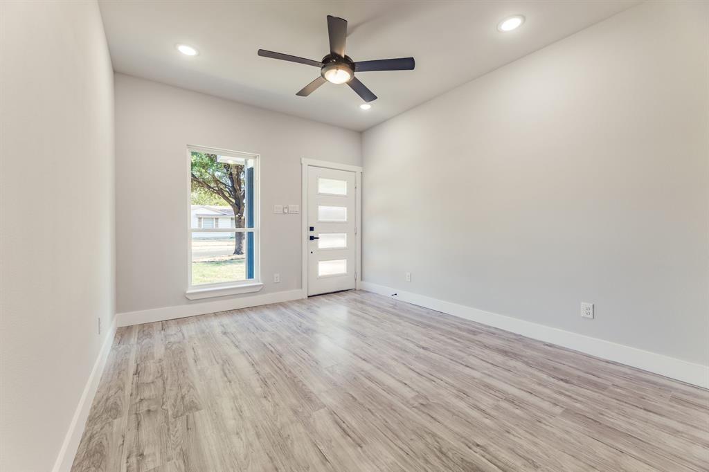 Fairmeadows 04 - Residential