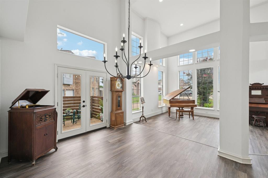 1315 Barclay Drive