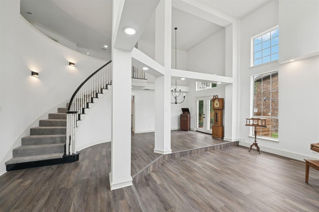 1315 Barclay Drive