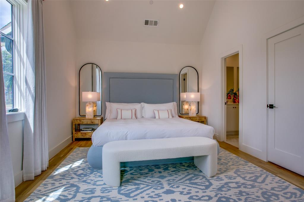 Lakeside - Residential