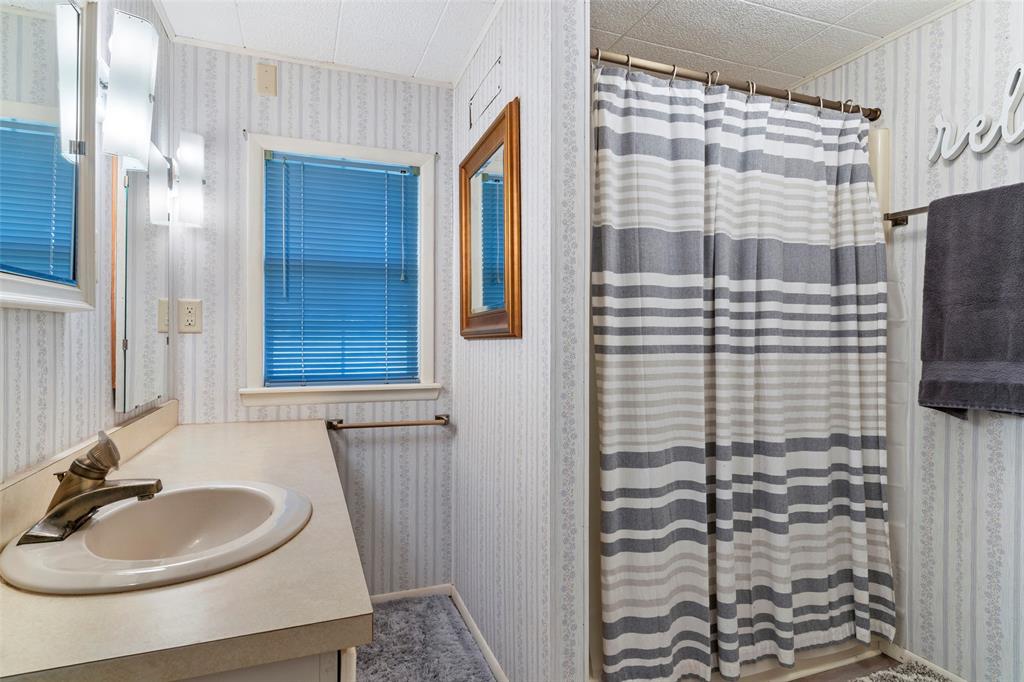 A01291 LANE, T. R. - Residential