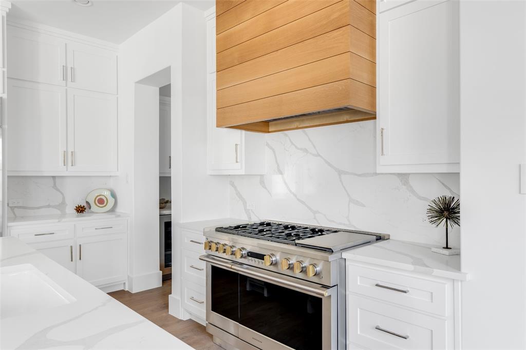 Lafoy Place - Residential