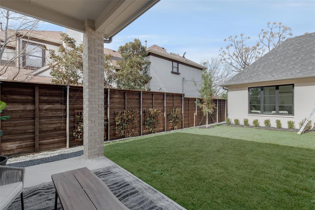Lafoy Place - Residential