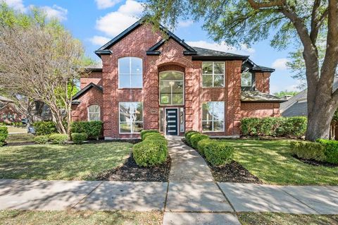 Photo of 1311 Lakewood Drive, McKinney, TX 75072 (MLS # 21255671)
